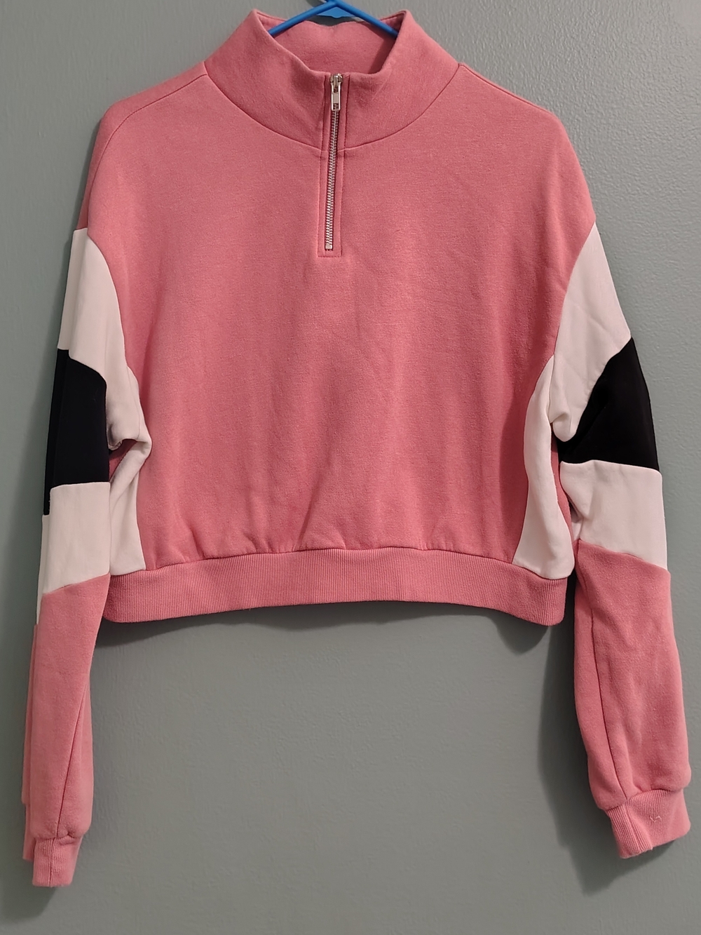H&M Pink Colorblock Half-Zip Sweatshirt with White and Black Panels